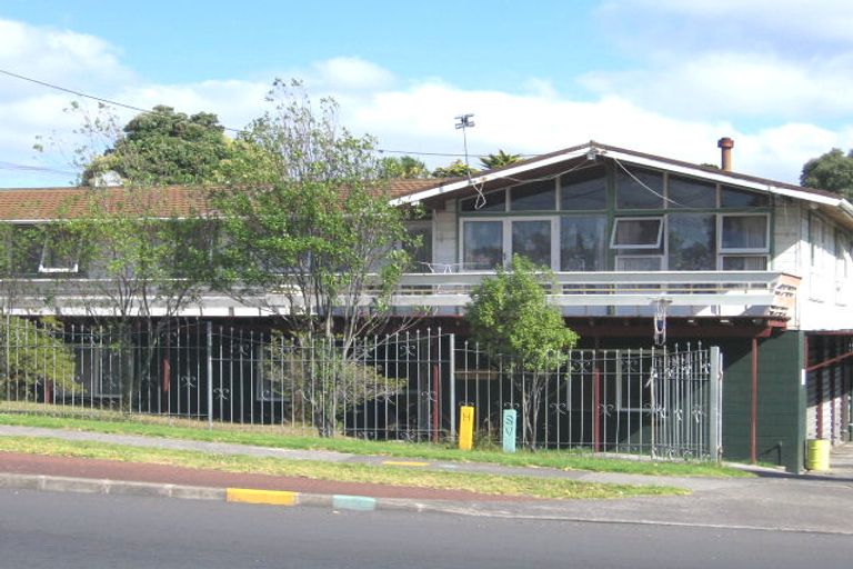 Photo of property in 2 Manuka Road, Glenfield, Auckland, 0629