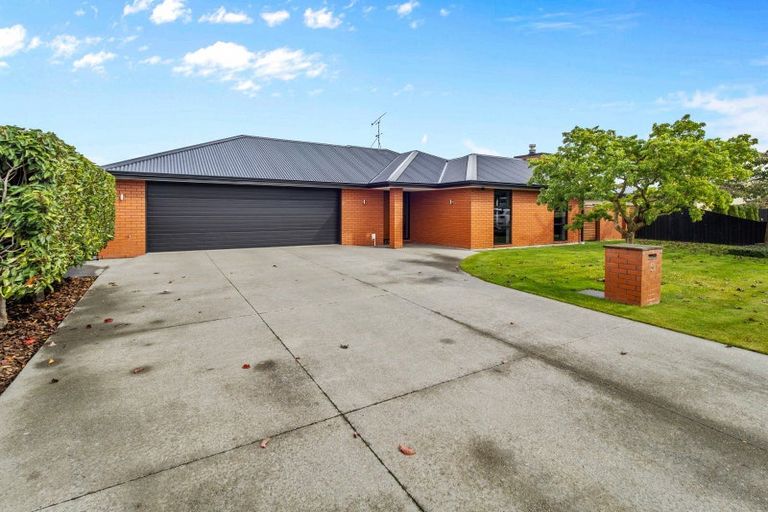 Photo of property in 5 Whiteoak Grove, Tinwald, Ashburton, 7700