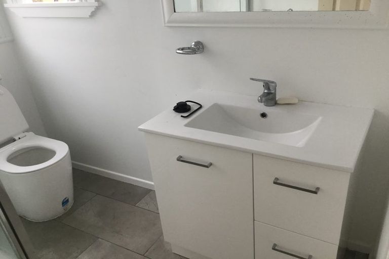Photo of property in 205u2 The Terrace, Wellington Central, Wellington, 6011