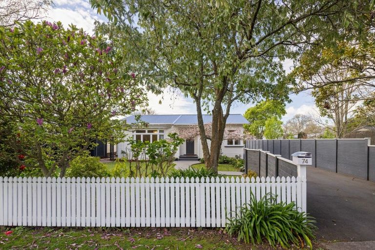 Photo of property in 74 Princes Street, Cambridge, 3434