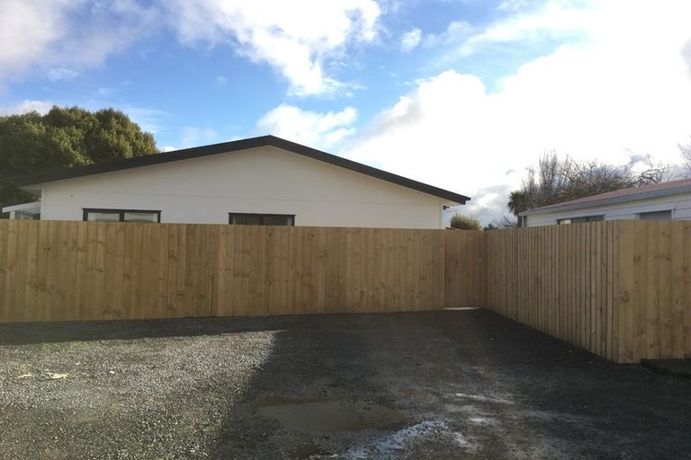 Photo of property in 141 Peverel Street, Riccarton, Christchurch, 8041