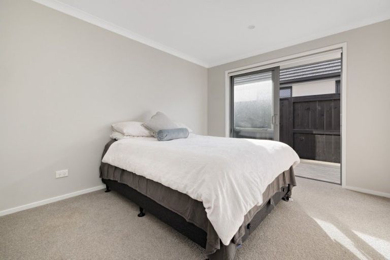 Photo of property in 3 Tractor Way, Papamoa, 3118