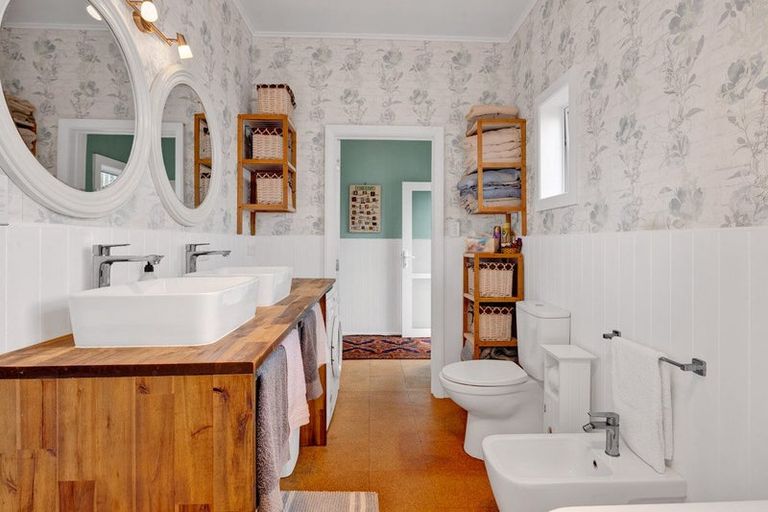 Photo of property in 4 Victoria Street, Kaponga, Hawera, 4679