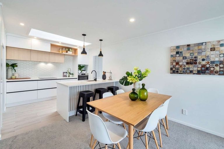 Photo of property in 1/52 Makora Road, Massey, Auckland, 0614