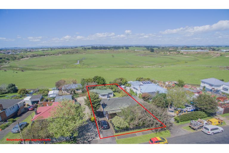 Photo of property in 68 Pukaki Road, Mangere, Auckland, 2022