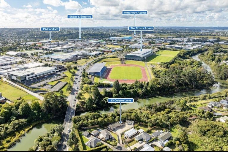 Photo of property in 13 Coletta Lane, Te Atatu South, Auckland, 0610