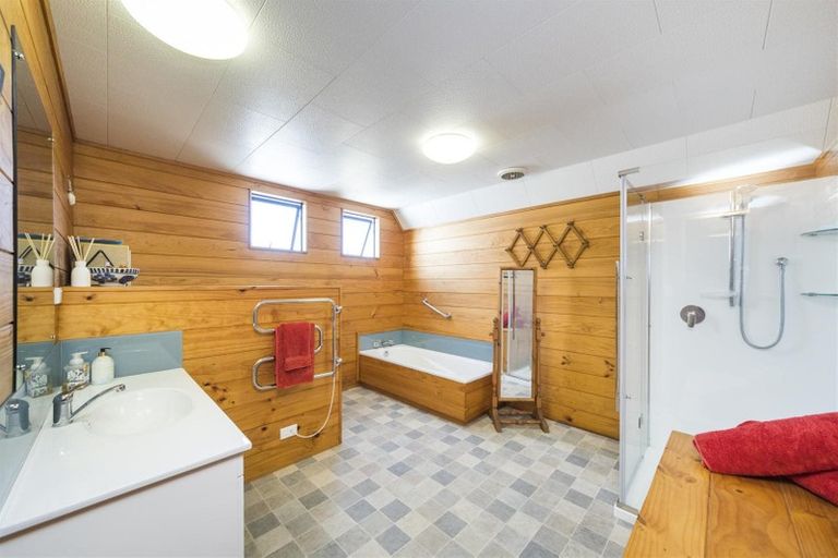 Photo of property in 9 Wanganui Road, Marton, 4710