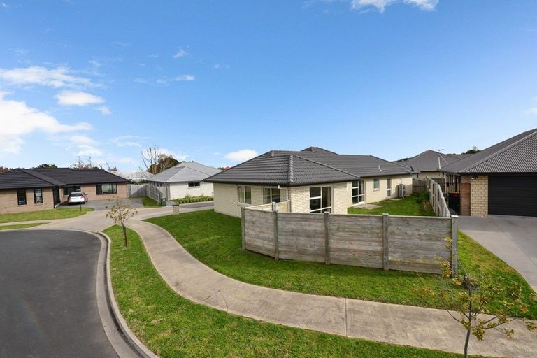 Photo of property in 6 Oolong Court, Huntington, Hamilton, 3210