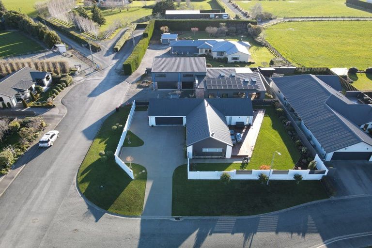 Photo of property in 60 Welsh Road, Winton, 9720