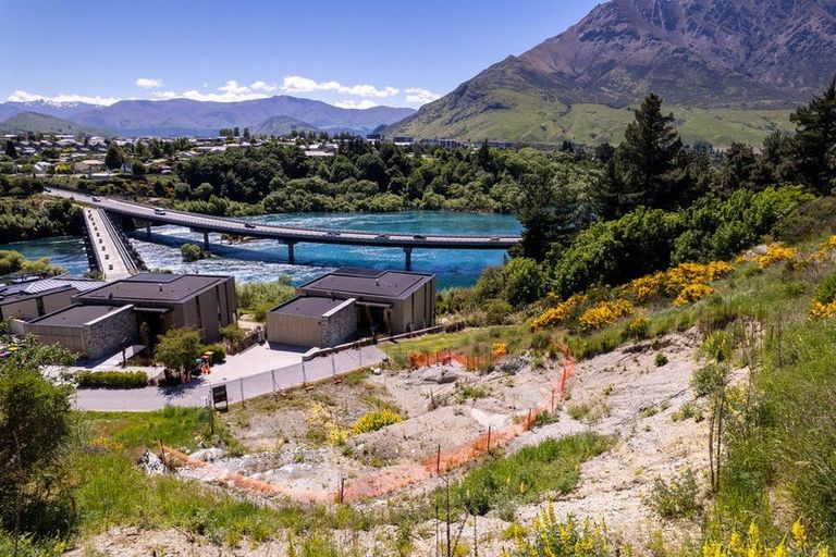 Photo of property in 14 Old Homestead Place, Kawarau Falls, Queenstown, 9300