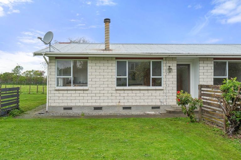 Photo of property in 6a Tait Place, Carterton, 5713