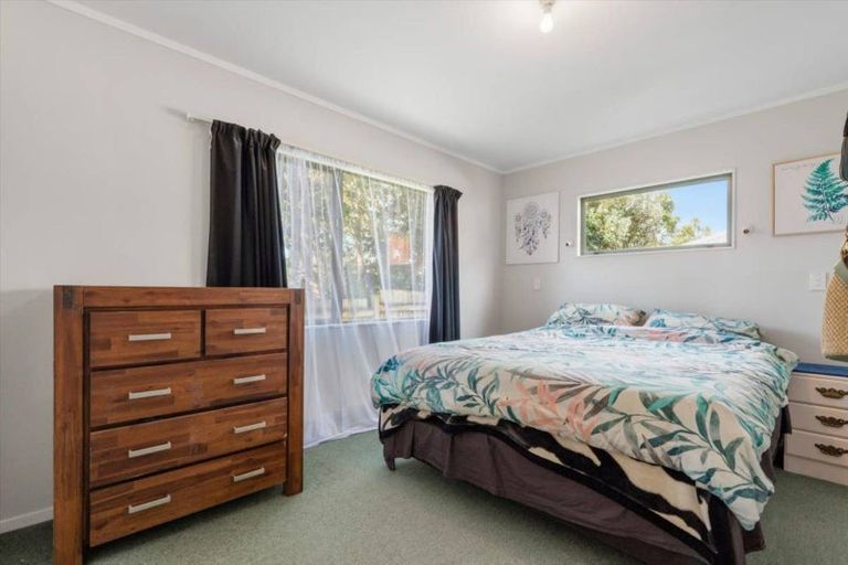 Photo of property in 88 Queen Street, Te Puke, 3119