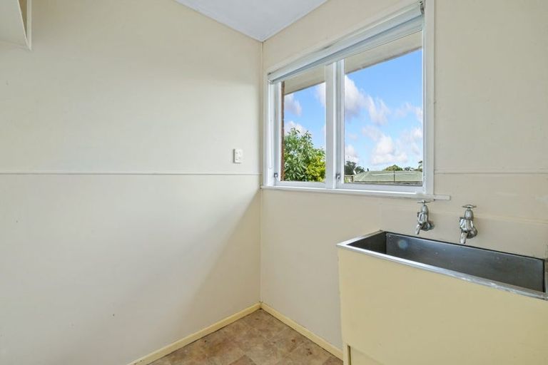 Photo of property in 34 Gainsborough Street, Manurewa, Auckland, 2102