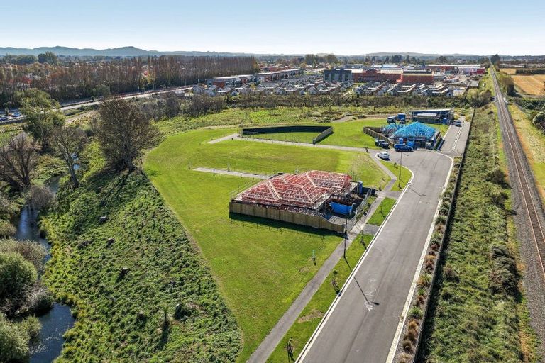 Photo of property in 19 Cunliffe Road, Redwood, Christchurch, 8051