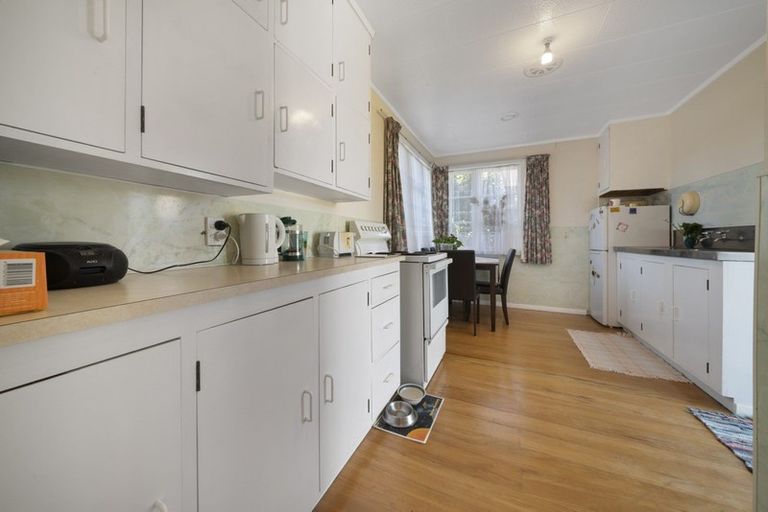 Photo of property in 18 Moheke Avenue, Roslyn, Palmerston North, 4414