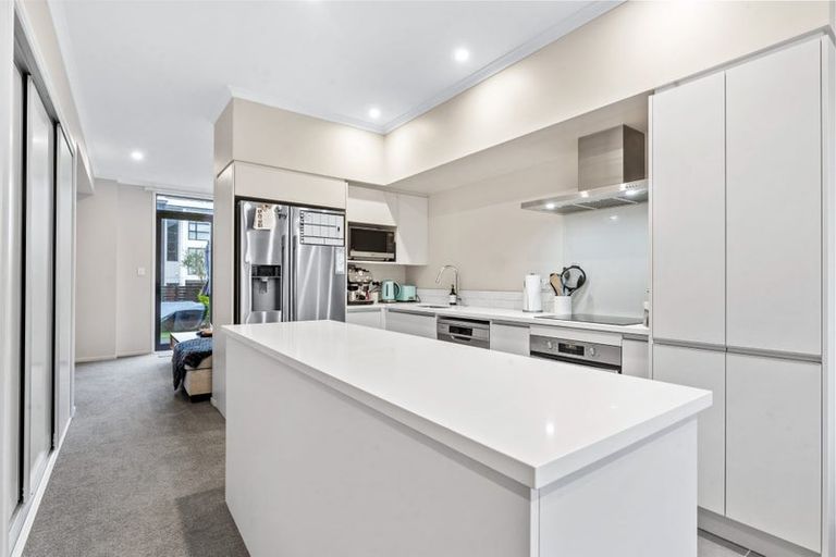 Photo of property in 50 Hobsonville Point Road, Hobsonville, Auckland, 0616