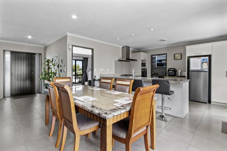 Photo of property in 10 Welwyn Place, Rototuna North, Hamilton, 3210