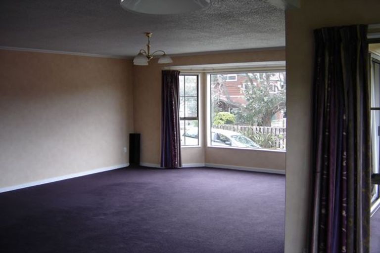 Photo of property in 6 Ballina Drive, Churton Park, Wellington, 6037