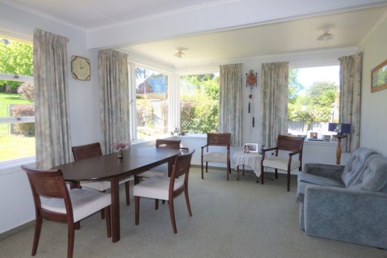 Photo of property in 14 Oxford Street, Holmes Hill, Oamaru, 9401