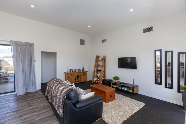 Photo of property in 45 Hudson Place, Paraparaumu, 5032