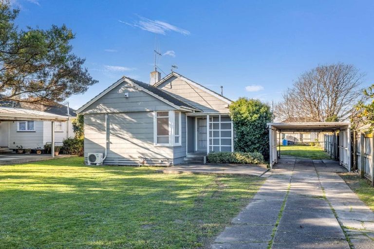 Photo of property in 69 Seddon Street, Takaro, Palmerston North, 4412