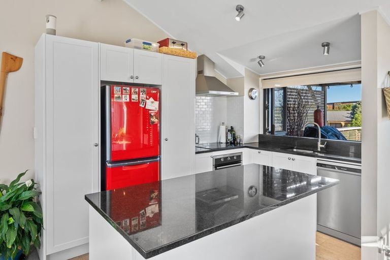 Photo of property in 279 Peka Peka Road, Peka Peka, Waikanae, 5391