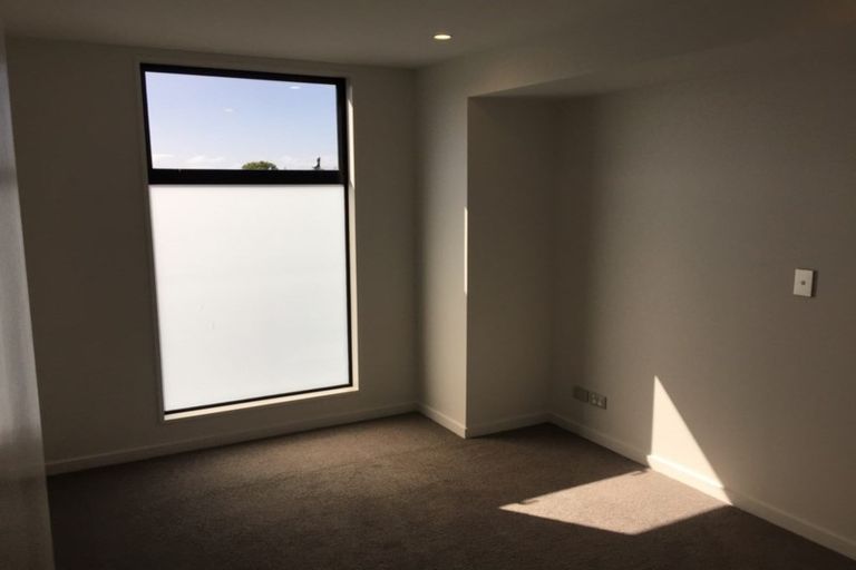 Photo of property in 15 Maxwell Street, Riccarton, Christchurch, 8041