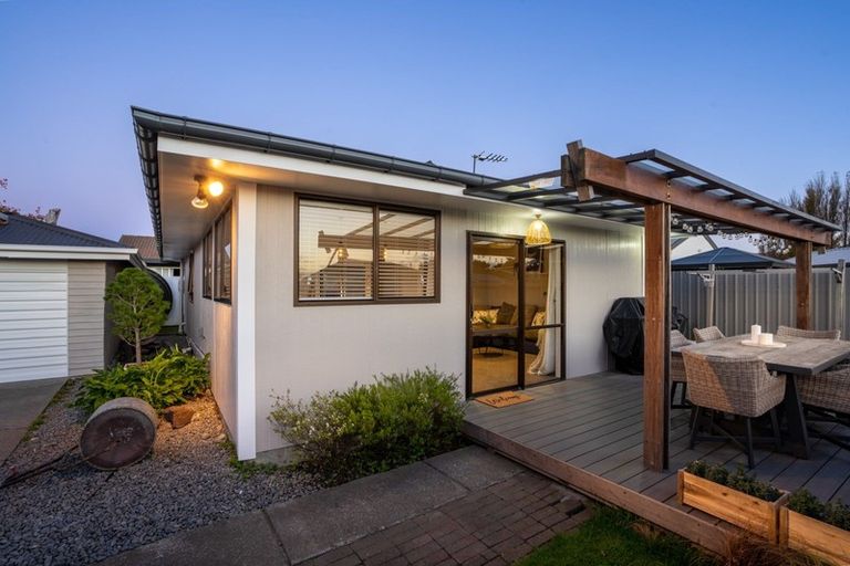 Photo of property in 9 Stacey Place, Woolston, Christchurch, 8062