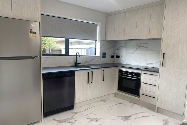 Photo of property in 2/488 Gloucester Street, Linwood, Christchurch, 8011