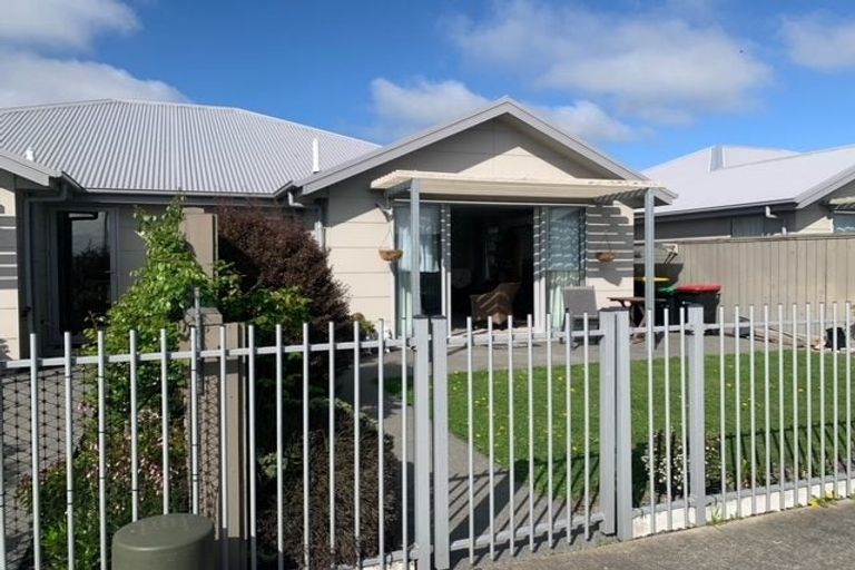Photo of property in 11 Cassino Street, Rangiora, 7400