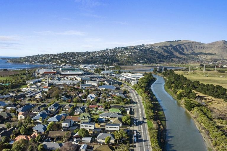 Photo of property in 863 Ferry Road, Woolston, Christchurch, 8023