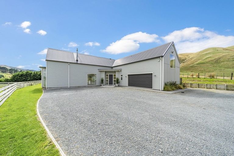Photo of property in 800 Ohariu Valley Road, Ohariu, Wellington, 6037