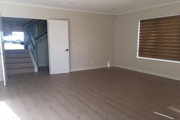 Photo of property in 30 Lime Hill Rise, Flat Bush, Auckland, 2019