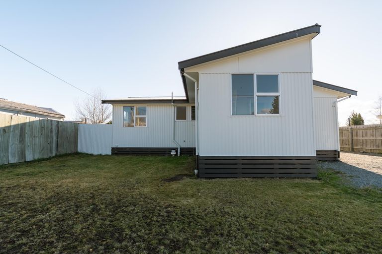 Photo of property in 26 Fraser Crescent, Twizel, 7901