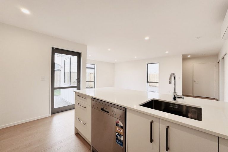 Photo of property in 65a Chrysolite Place, Belfast, Christchurch, 8051