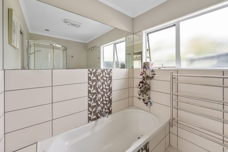 Photo of property in 42 Rogers Road, Bay View, Napier, 4104