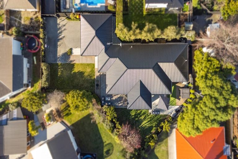 Photo of property in 55a Bryndwr Road, Bryndwr, Christchurch, 8052