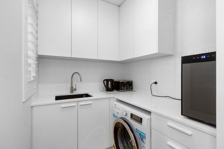 Photo of property in 91 Innes Road, St Albans, Christchurch, 8052