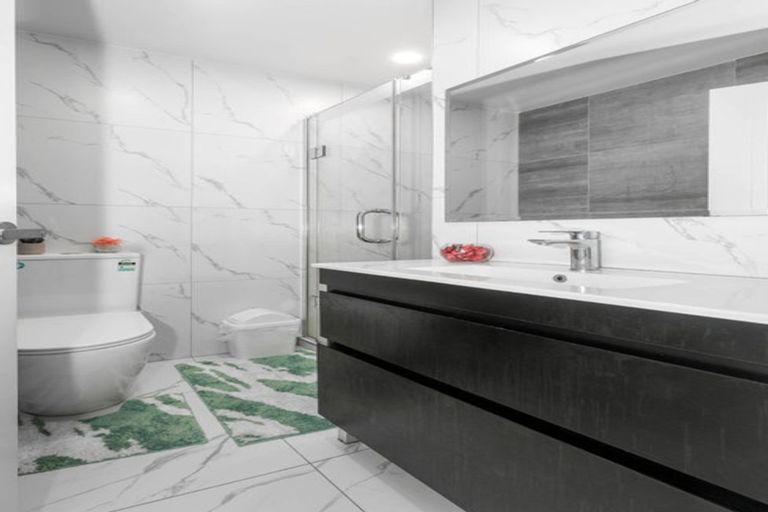 Photo of property in 16 Rosarina Lane, Takanini, 2112