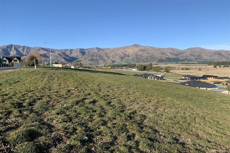 Photo of property in 14 Rosella Lane, Lake Hawea, 9382