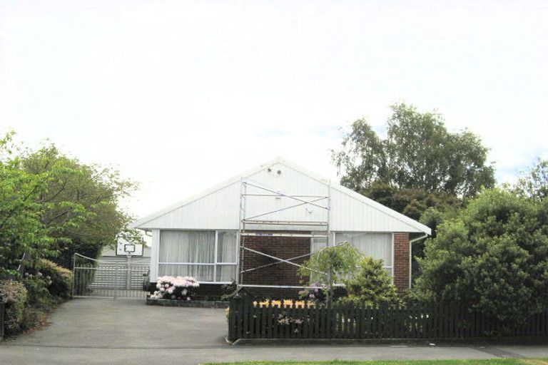 Photo of property in 4 Sandringham Place, Bryndwr, Christchurch, 8053