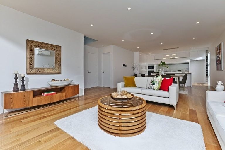 Photo of property in 18 Spyglass Street, Red Beach, 0932