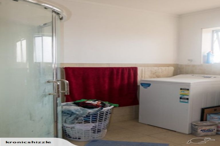 Photo of property in 3/320 Pakuranga Road, Pakuranga Heights, Auckland, 2010