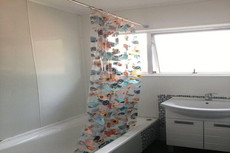 Photo of property in 17 Parkers Road, Tahunanui, Nelson, 7011