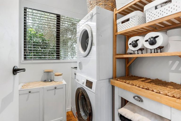 Photo of property in 25 Sunningdale Street, Wattle Downs, Auckland, 2103