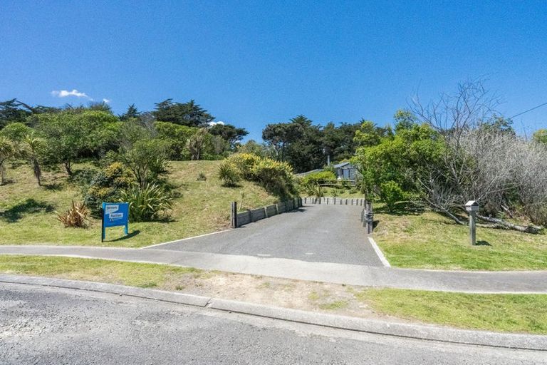 Photo of property in 184-190 Kahukura Avenue, Waitarere Beach, Levin, 5510