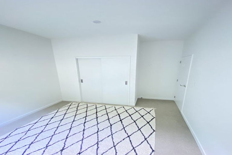 Photo of property in 15/52 High Street, Island Bay, Wellington, 6023