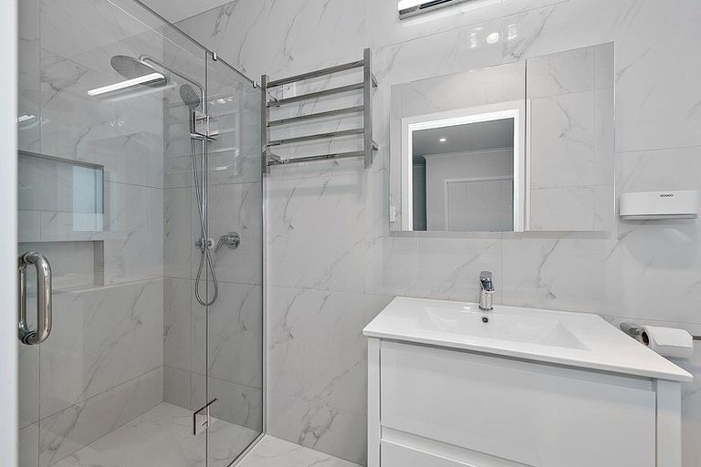 Photo of property in 5 Lissaman Place, Chartwell, Hamilton, 3210