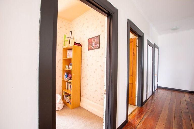 Photo of property in 170 High Street, Dannevirke, 4930