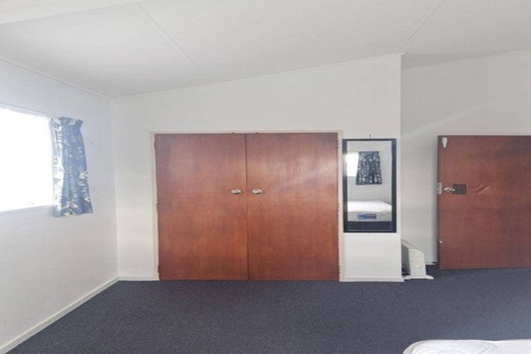 Photo of property in 1 Hurworth Place, College Estate, Whanganui, 4500